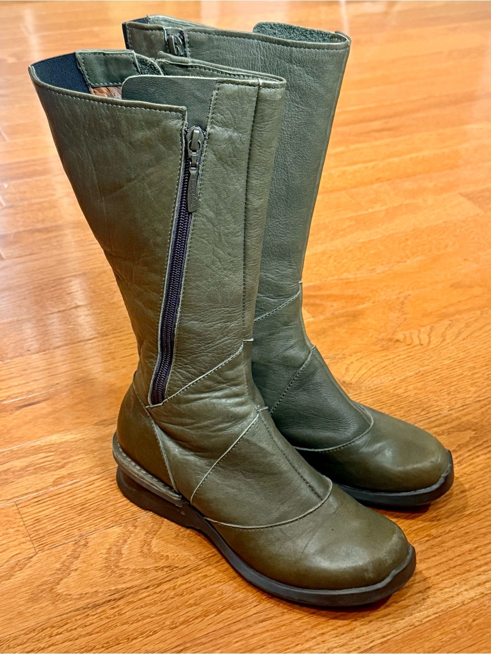 Sergio Tomani Women’s 36 6 Leather Mid Calf Boots Tall  Comfort Lagenlook Artsy